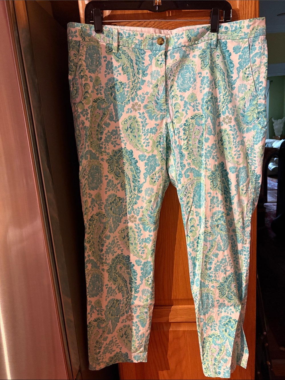 Talbots White Paisley Capri Pants with Aqua & Light Green Print